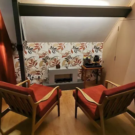 Au Verger De La Pommeraye 3*